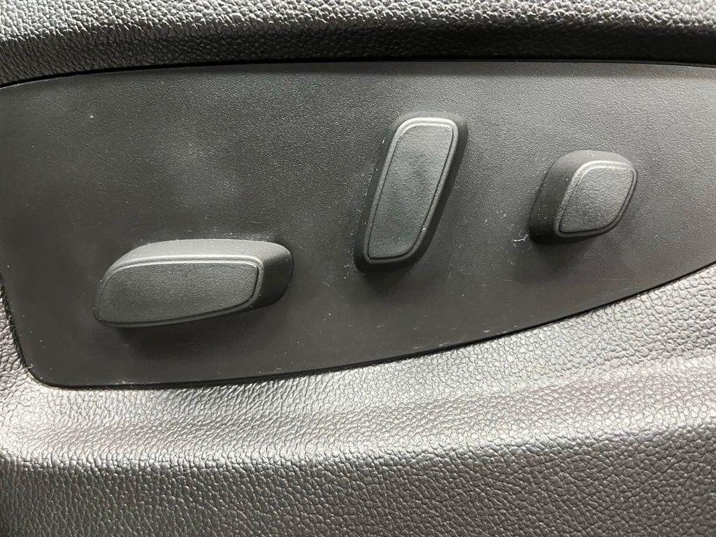 used 2017 GMC Yukon car, priced at $23,495