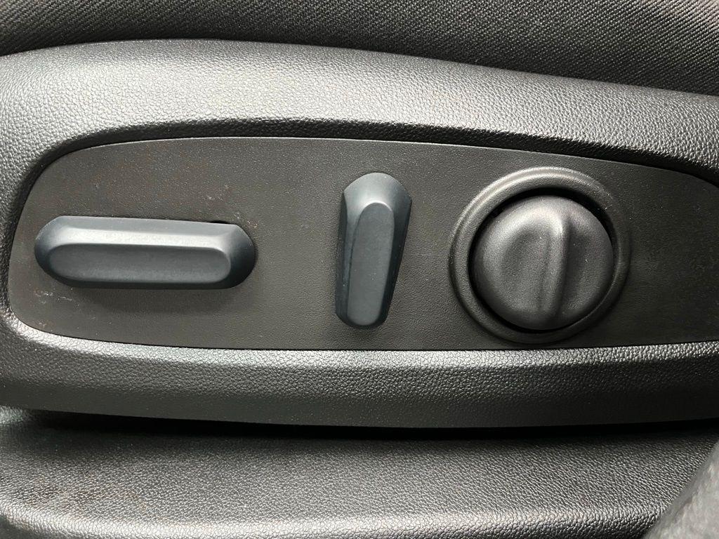 used 2023 Chevrolet Equinox car, priced at $21,995