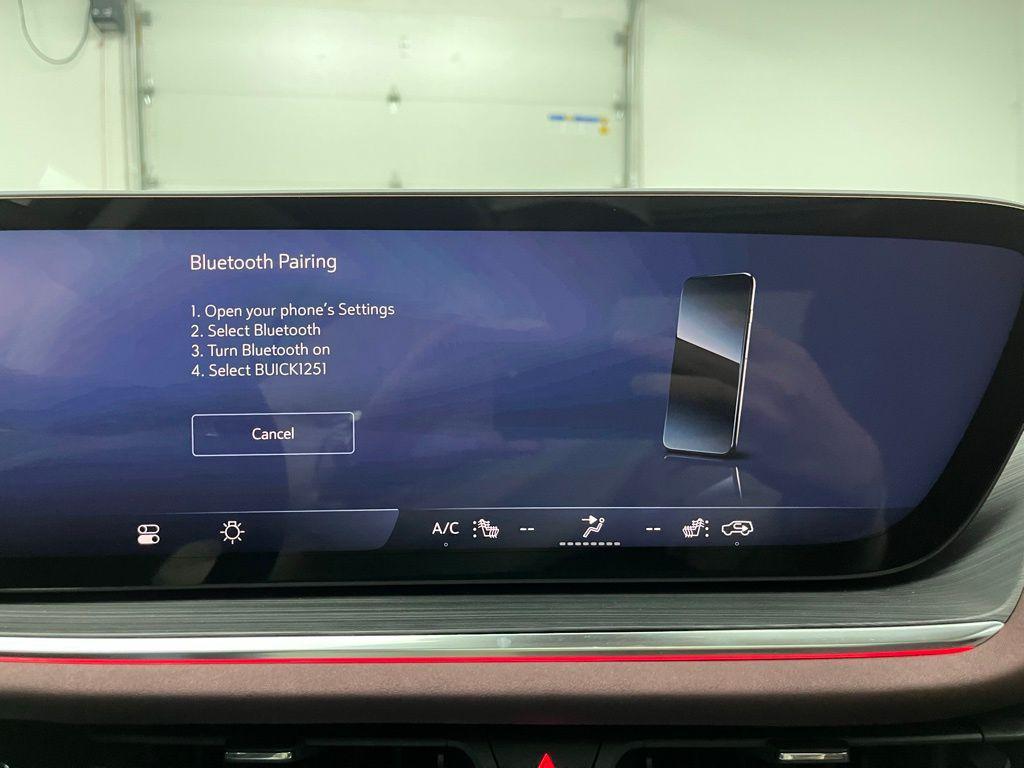 new 2025 Buick Envision car, priced at $40,236