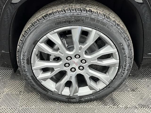 new 2025 GMC Acadia car, priced at $61,997