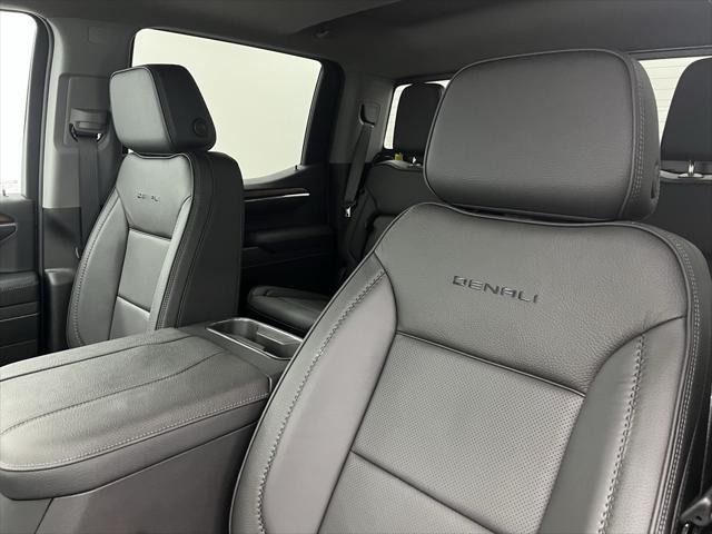 new 2025 GMC Sierra 1500 car, priced at $68,747