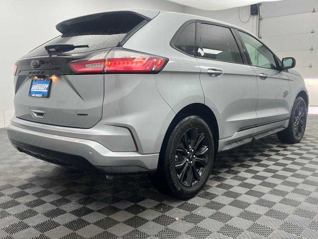 used 2024 Ford Edge car, priced at $29,681