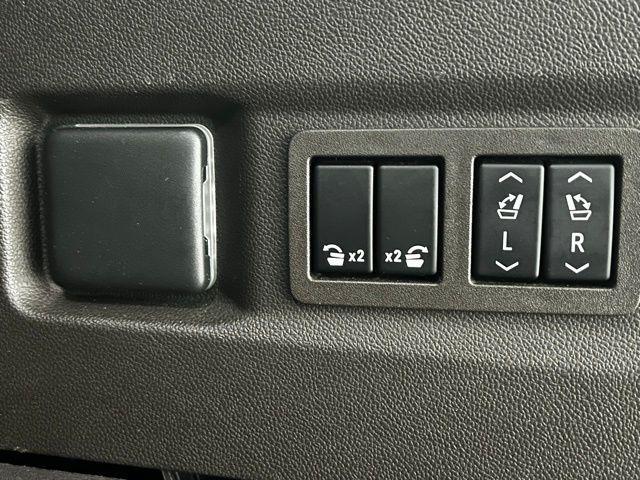 used 2021 GMC Yukon car, priced at $46,987