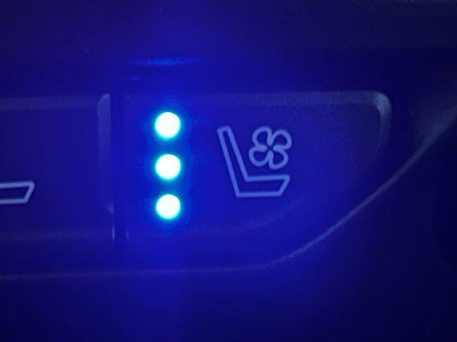 used 2021 GMC Yukon car, priced at $46,987