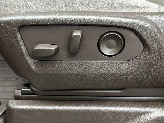 used 2021 GMC Yukon car, priced at $46,987