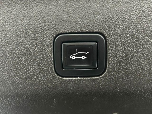 used 2021 GMC Yukon car, priced at $46,987