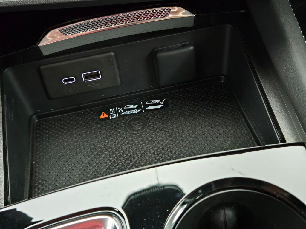 new 2025 Buick Envision car, priced at $41,116