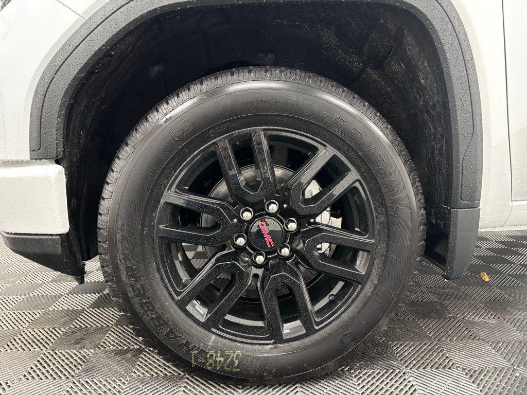 new 2026 GMC Sierra 1500 car, priced at $44,995