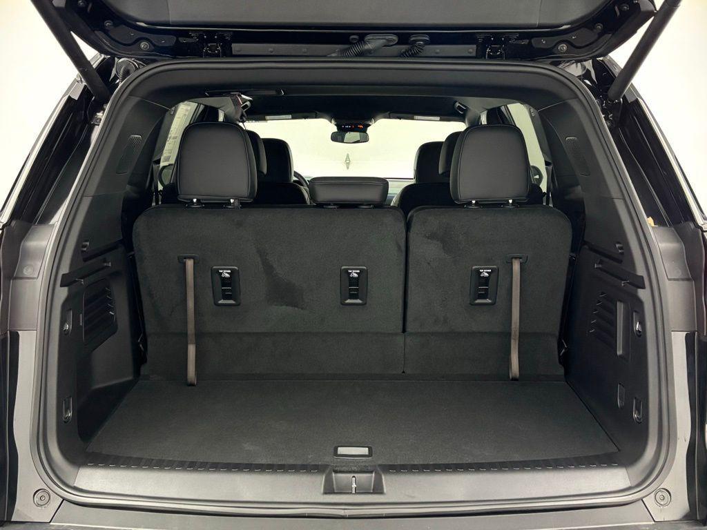 new 2025 GMC Acadia car, priced at $52,000