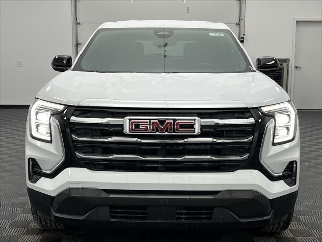 new 2025 GMC Terrain car, priced at $33,395