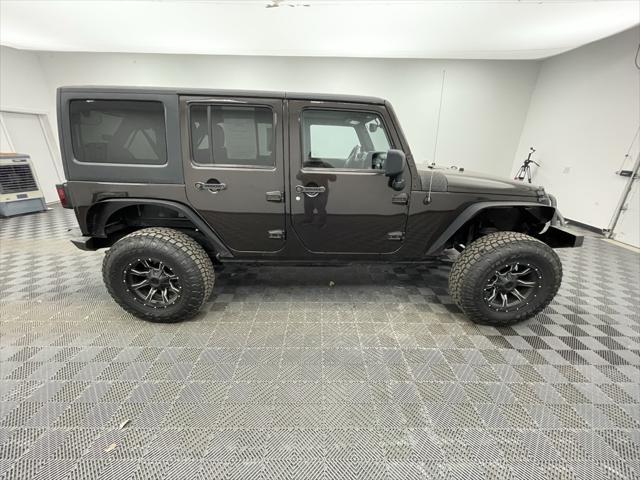 used 2013 Jeep Wrangler Unlimited car, priced at $18,995