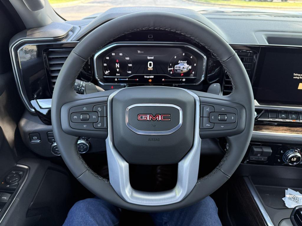 new 2025 GMC Sierra 1500 car, priced at $53,500