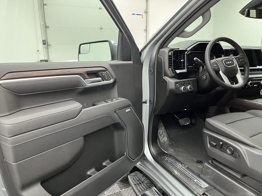 new 2026 GMC Sierra 1500 car, priced at $65,140