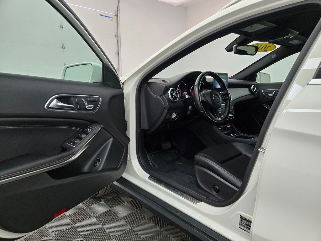 used 2018 Mercedes-Benz GLA 250 car, priced at $18,995