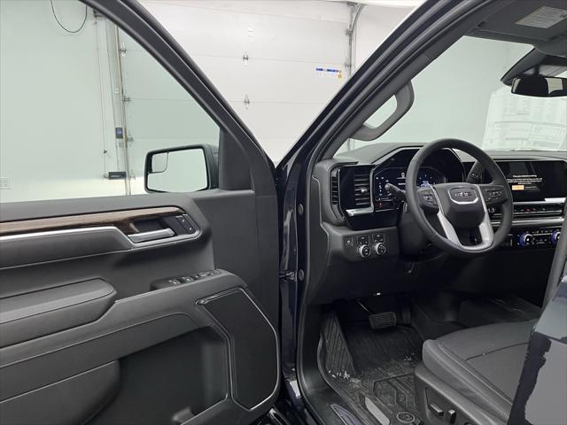 new 2025 GMC Sierra 1500 car, priced at $53,455
