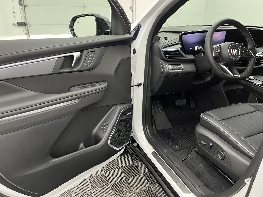new 2025 Buick Enclave car, priced at $48,776