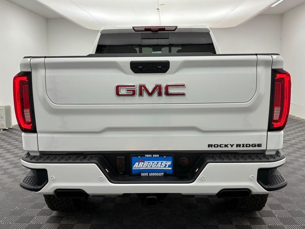 new 2025 GMC Sierra 1500 car, priced at $82,000