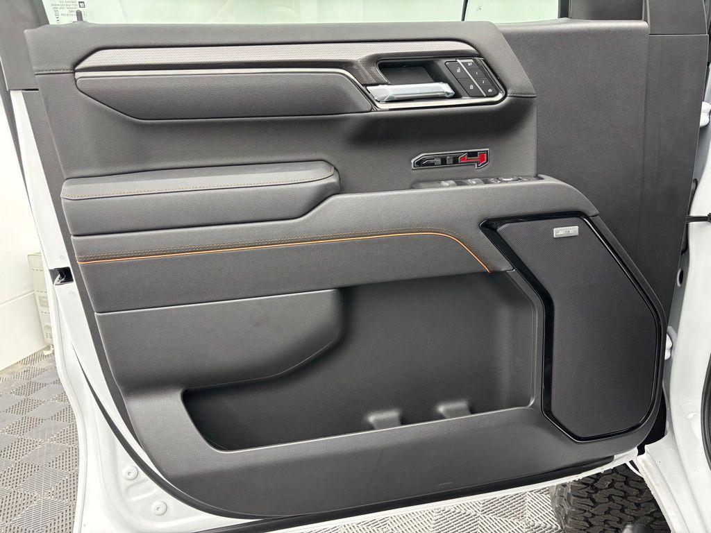 new 2025 GMC Sierra 1500 car, priced at $82,000