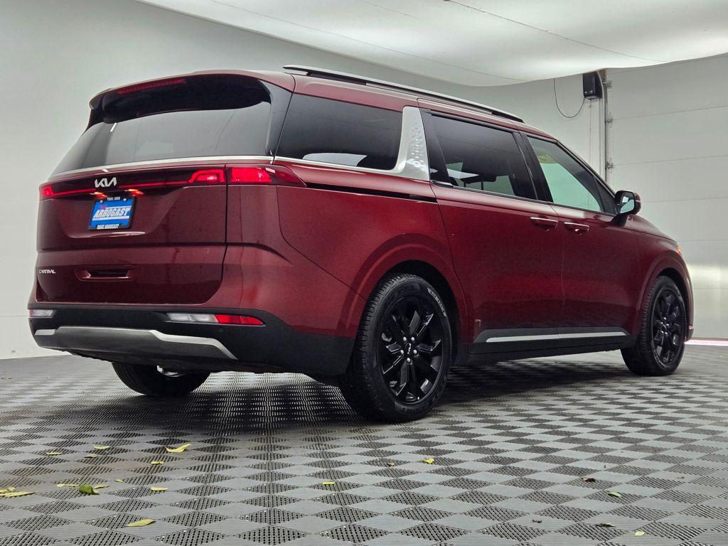 used 2024 Kia Carnival car, priced at $36,681