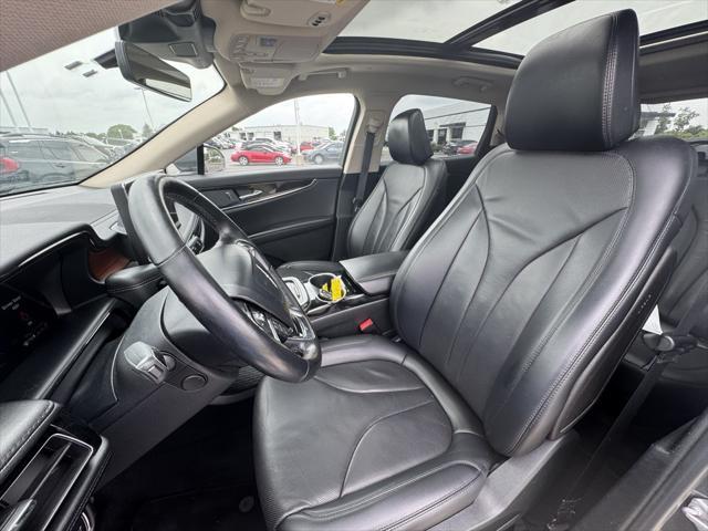 used 2022 Lincoln Nautilus car, priced at $37,596