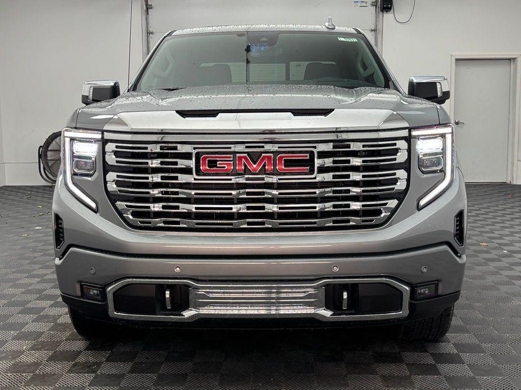 new 2026 GMC Sierra 1500 car, priced at $75,335