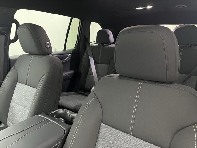 new 2025 GMC Acadia car, priced at $45,496