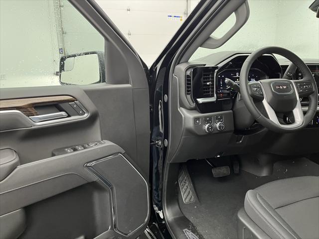 new 2025 GMC Sierra 1500 car, priced at $57,390