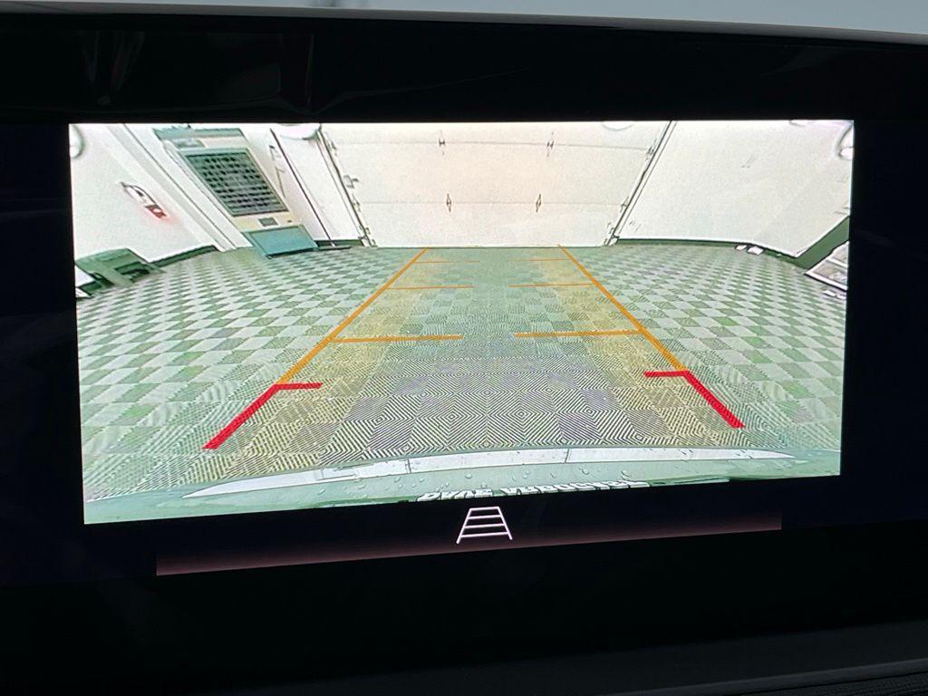 new 2025 Buick Envista car, priced at $29,000