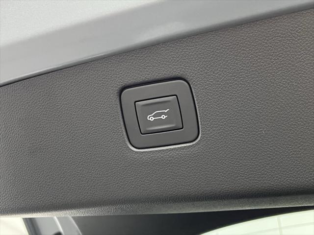 new 2025 Buick Envista car, priced at $31,835