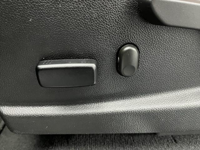 used 2022 Chevrolet Colorado car, priced at $37,994