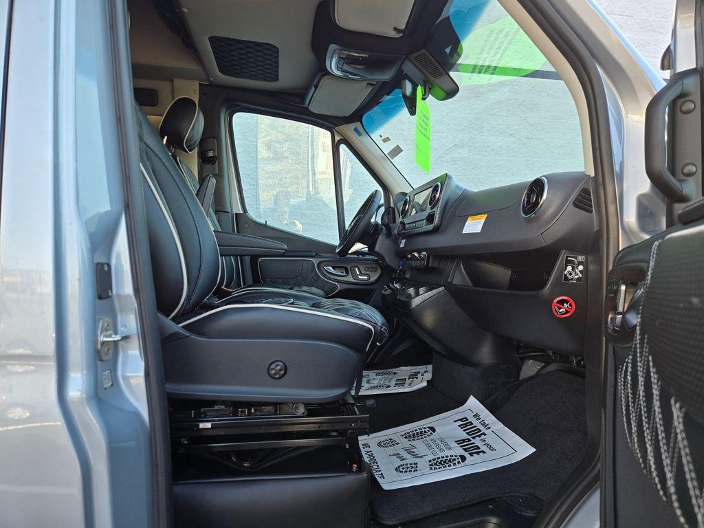 new 2026 Mercedes-Benz Sprinter 2500 car, priced at $192,676