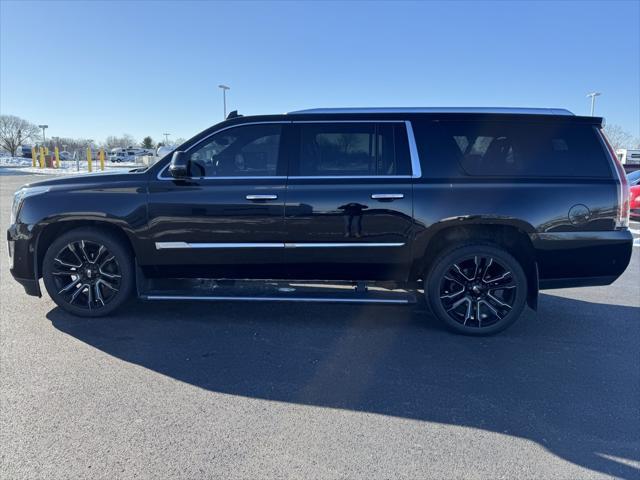 used 2018 Cadillac Escalade ESV car, priced at $32,260