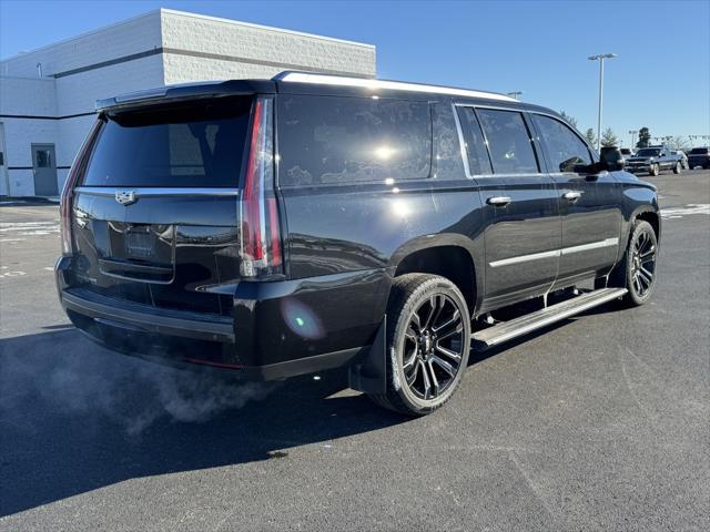 used 2018 Cadillac Escalade ESV car, priced at $32,260