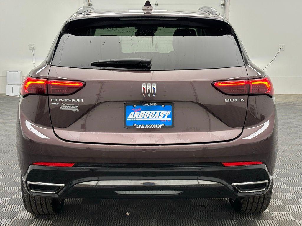 new 2025 Buick Envision car, priced at $42,428