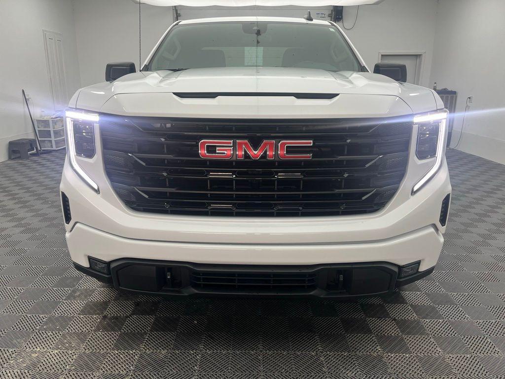 used 2023 GMC Sierra 1500 car, priced at $39,768