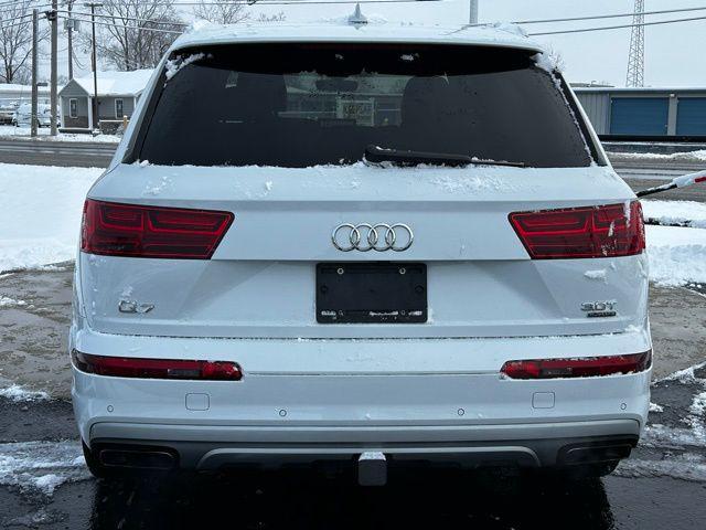 used 2018 Audi Q7 car, priced at $19,875