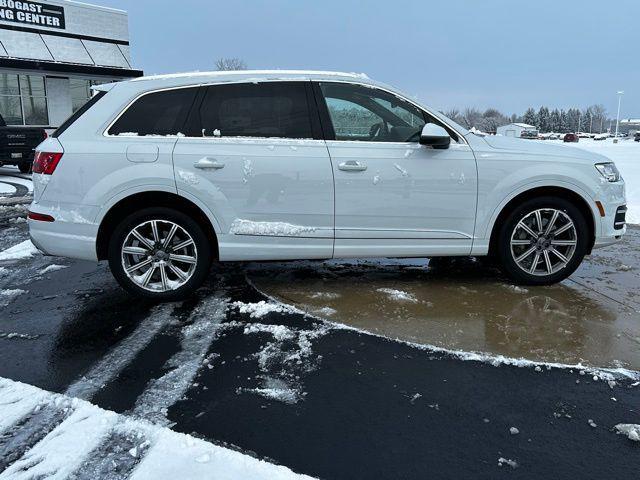 used 2018 Audi Q7 car, priced at $19,875