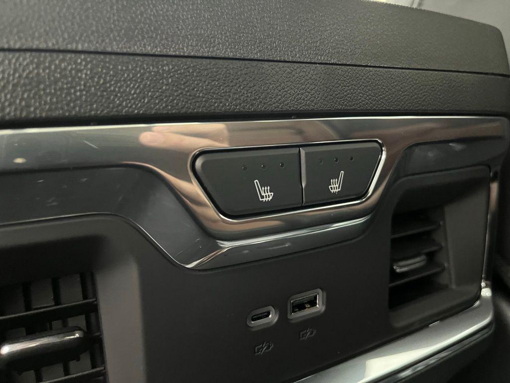 new 2025 GMC Sierra 2500 car, priced at $91,000