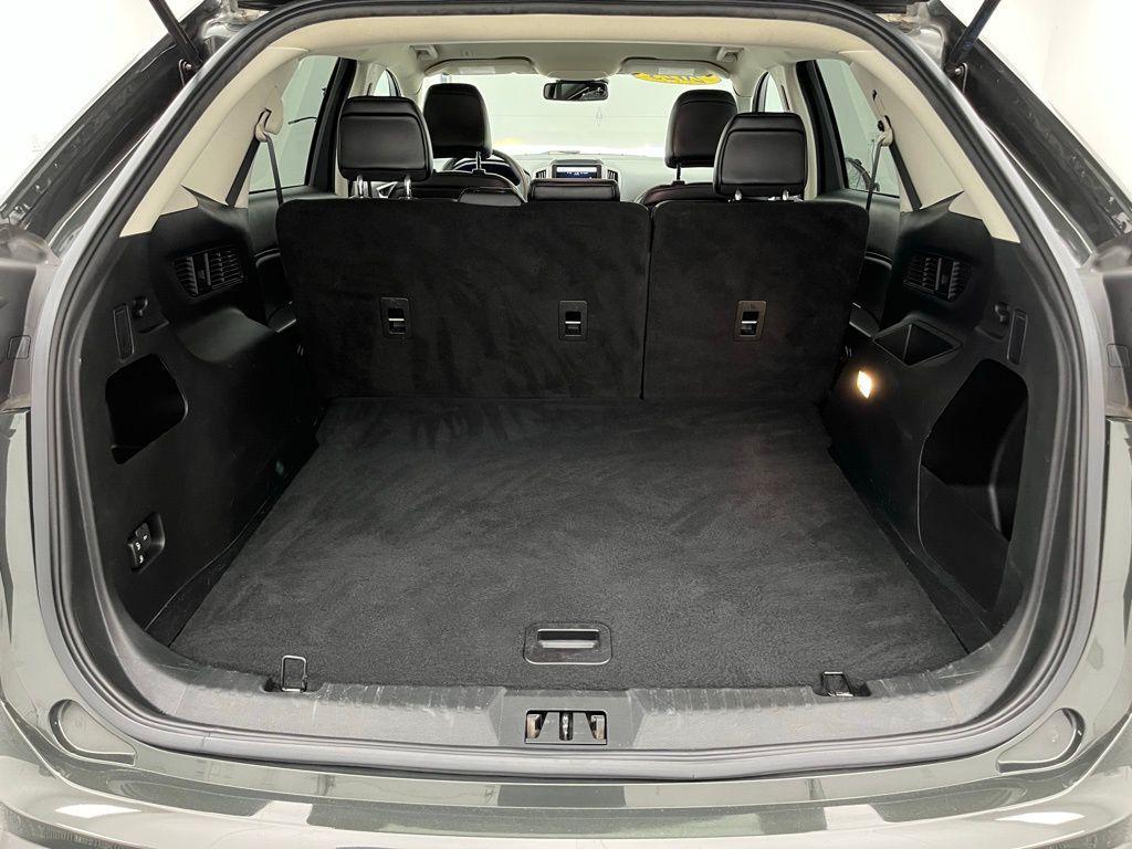 used 2023 Ford Edge car, priced at $23,638