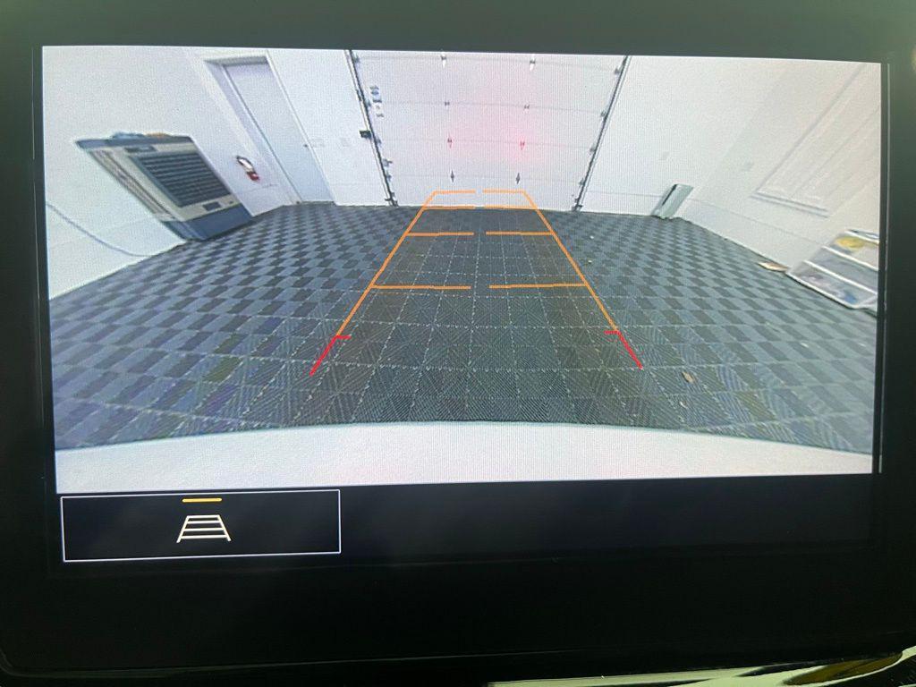 used 2023 Chevrolet Traverse car, priced at $31,500