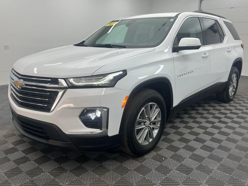 used 2023 Chevrolet Traverse car, priced at $31,500