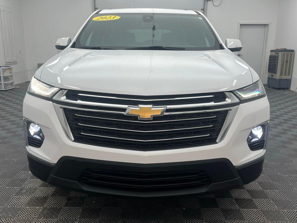 used 2023 Chevrolet Traverse car, priced at $31,500
