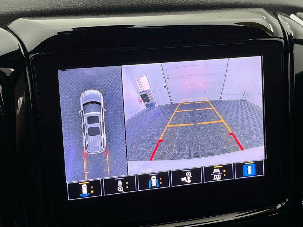 used 2022 Chevrolet Traverse car, priced at $28,257