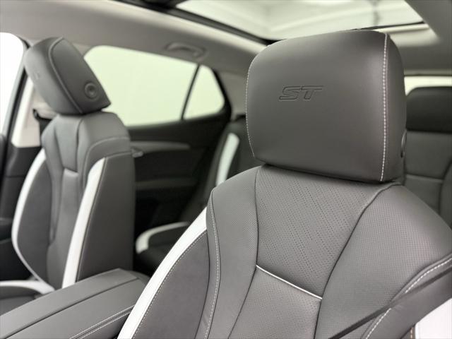 new 2025 Buick Envision car, priced at $43,735