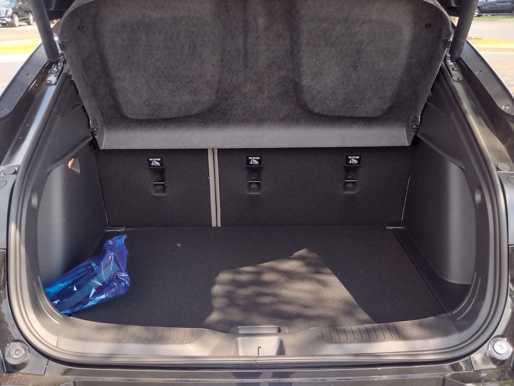 new 2025 Buick Envista car, priced at $31,835