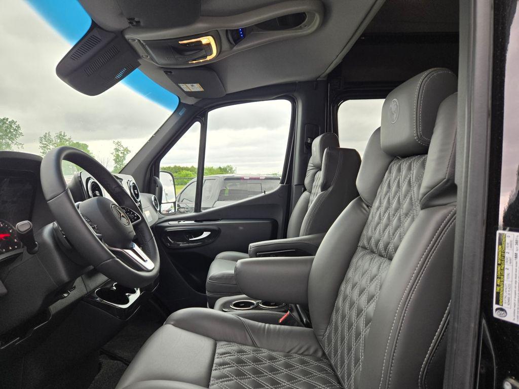 new 2024 Mercedes-Benz Sprinter 2500 car, priced at $113,420