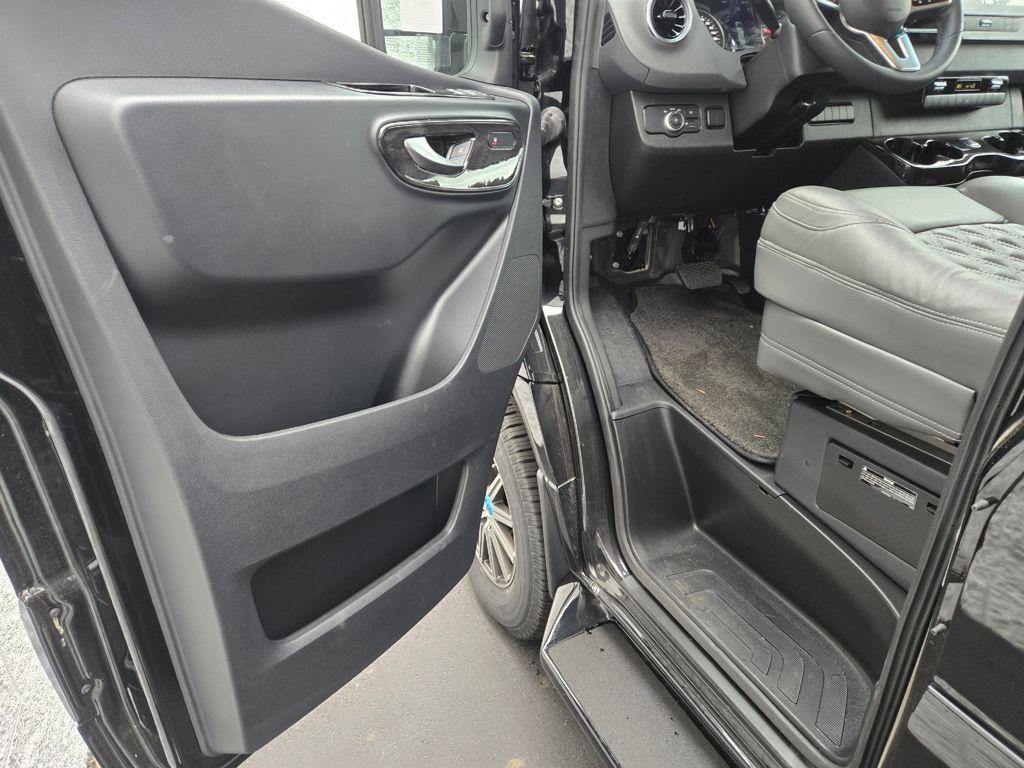 new 2024 Mercedes-Benz Sprinter 2500 car, priced at $113,420
