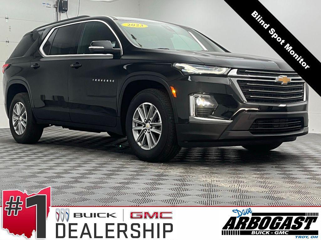 used 2023 Chevrolet Traverse car, priced at $31,498