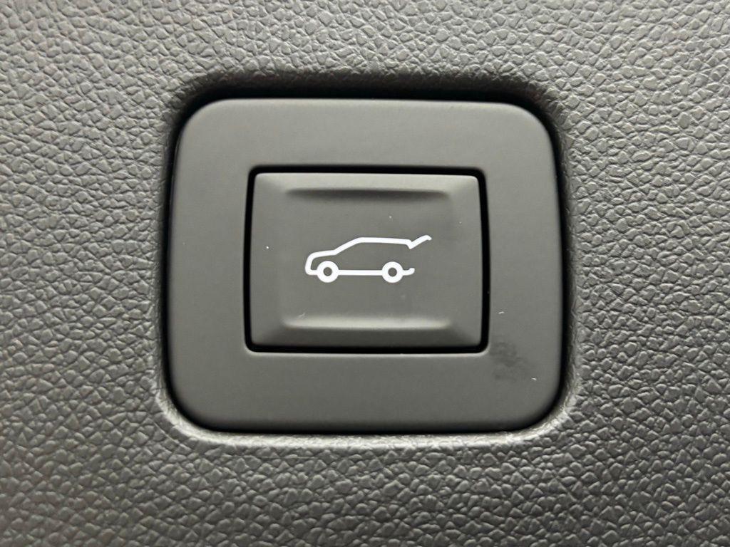 new 2026 Buick Envista car, priced at $28,440