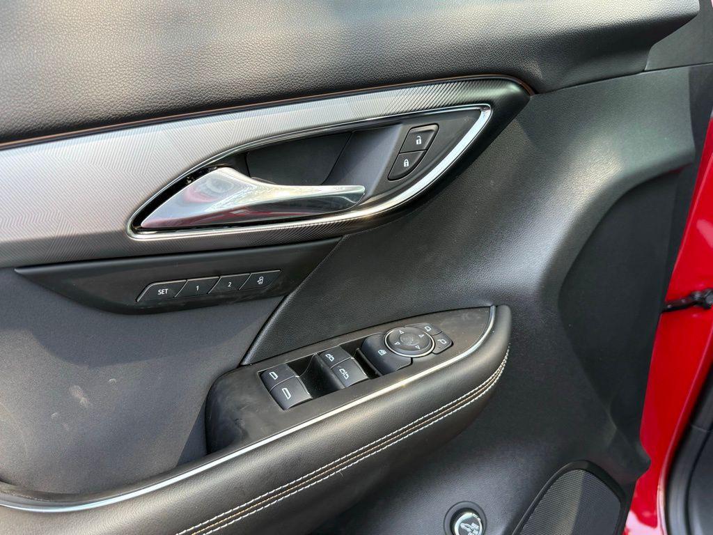 new 2025 Buick Envision car, priced at $39,000